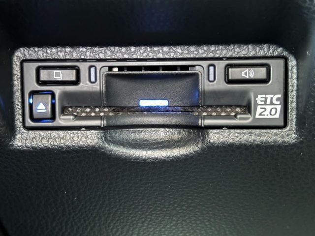 TOYOTA NOAH 2022 Image 31