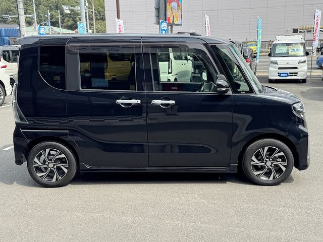 DAIHATSU TANTO CUSTOM 2021 Image 31