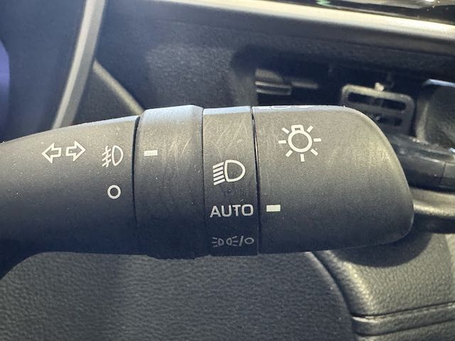 TOYOTA COROLLA CROSS HYBRID 2025 Image 31