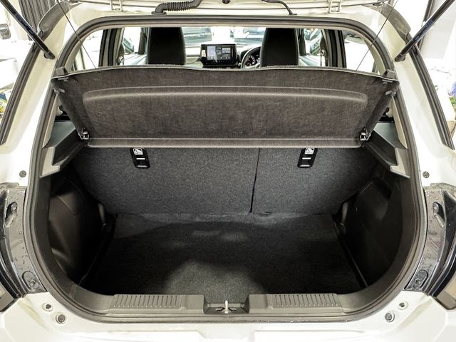 SUZUKI SWIFT 2024 Image 31