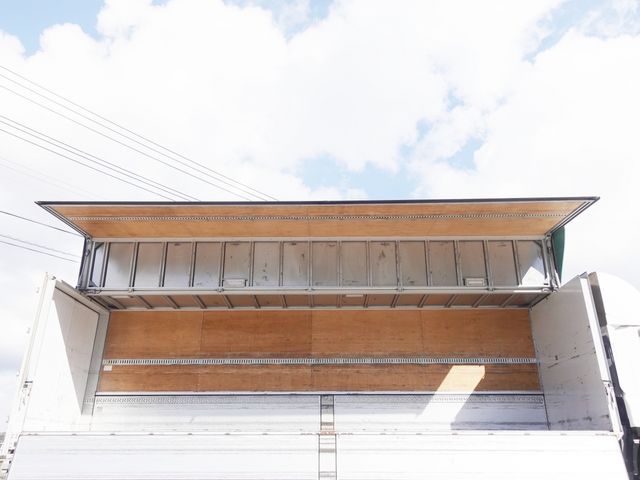 ISUZU GIGA 2017 Image 31