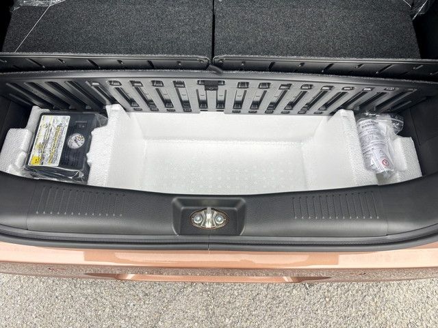 SUZUKI WAGON R SMILE 2025 Image 31