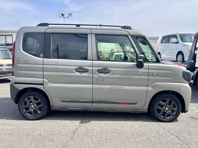 SUZUKI SPACIA GEAR 2024 Image 31