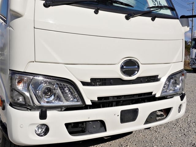 HINO DUTRO 2020 Image 31