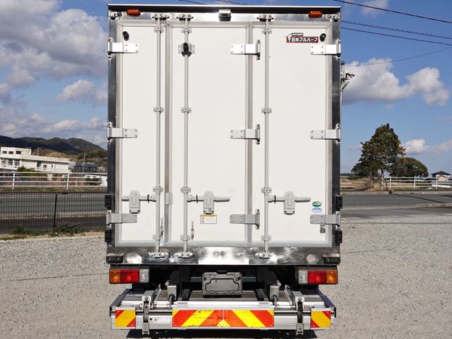 HINO DUTRO 2020 Image 31