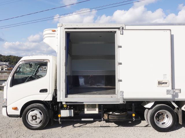 HINO DUTRO 2020 Image 31