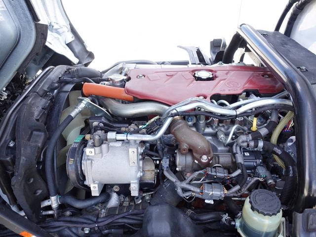 HINO DUTRO 2020 Image 31