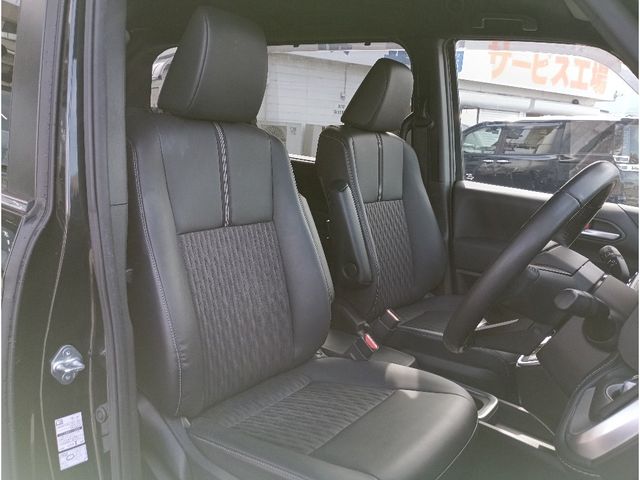 TOYOTA NOAH HYBRID 2022 Image 31