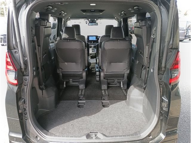 TOYOTA NOAH HYBRID 2022 Image 31