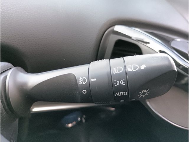 TOYOTA PRIUS 2016 Image 31