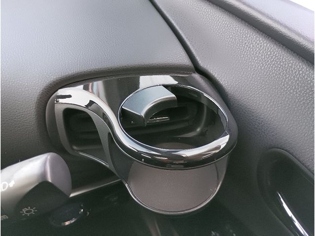 TOYOTA PRIUS 2016 Image 31