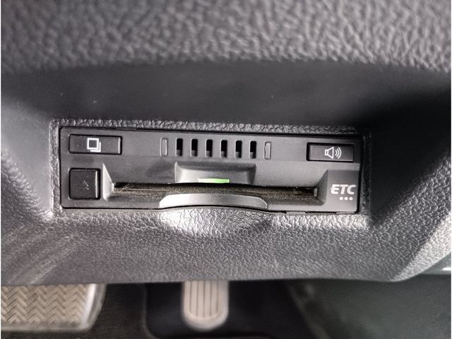 TOYOTA PRIUS 2016 Image 31