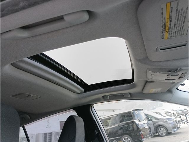 TOYOTA PRIUS 2016 Image 31