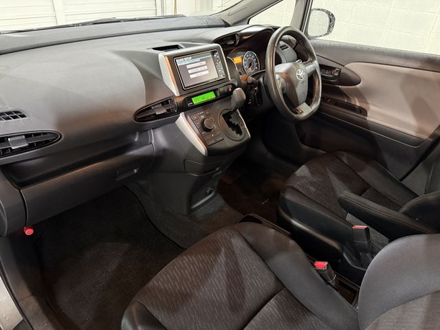 TOYOTA WISH 2009 Image 31