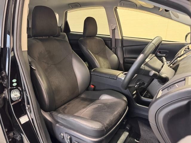 TOYOTA PRIUS ALPHA 2015 Image 31