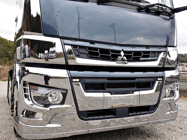 MITSUBISHI FUSOU SUPER GREAT 2019 Image 31