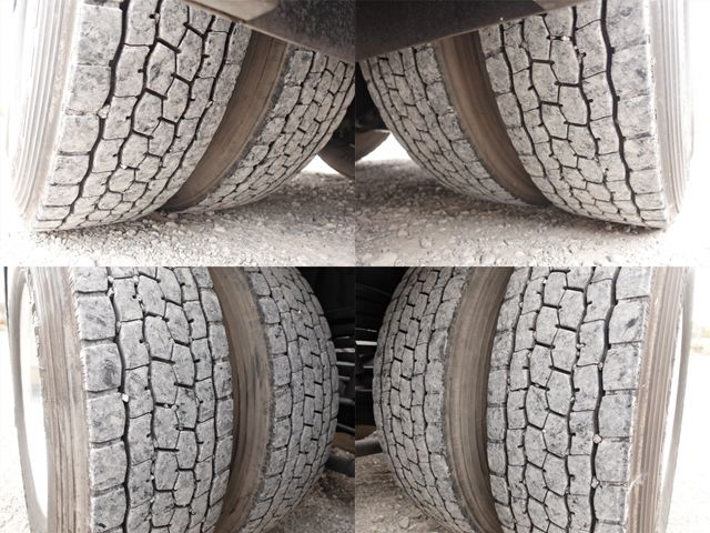 MITSUBISHI FUSOU SUPER GREAT 2019 Image 31