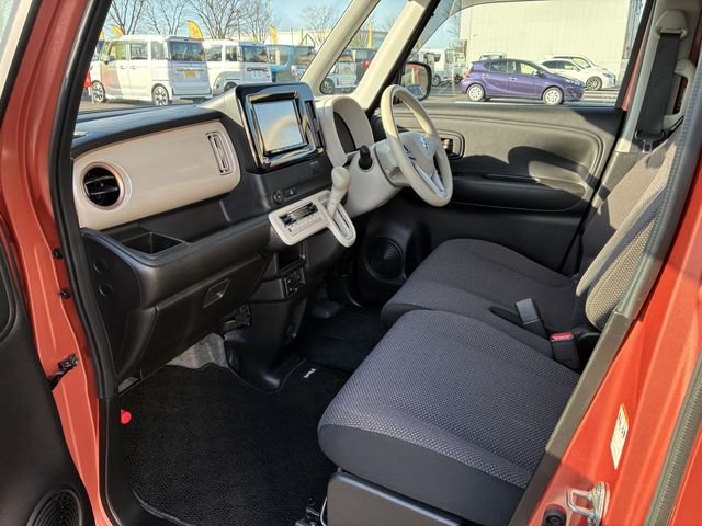 SUZUKI WAGON R SMILE 2022 Image 31