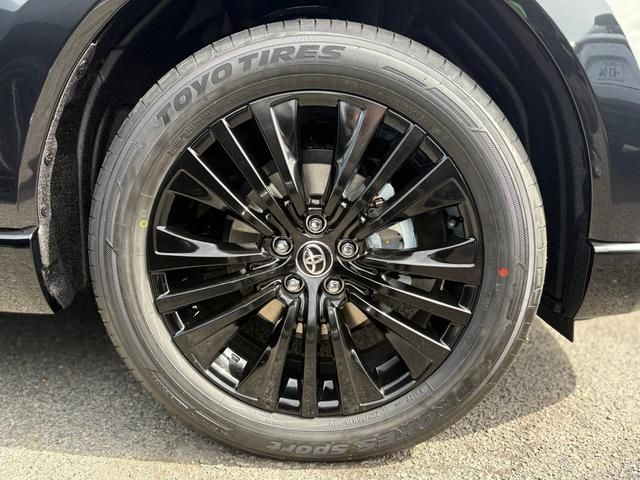 TOYOTA HARRIER HYBRID 2026 Image 31