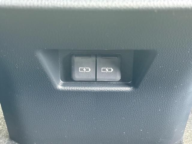 TOYOTA HARRIER HYBRID 2026 Image 31