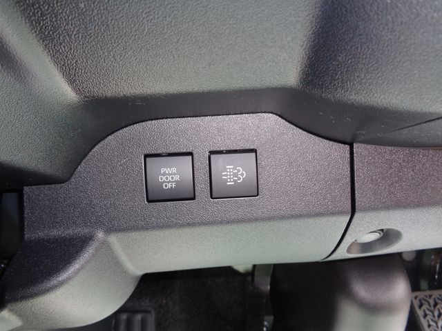 TOYOTA HIACE VAN 4WD 2026 Image 31