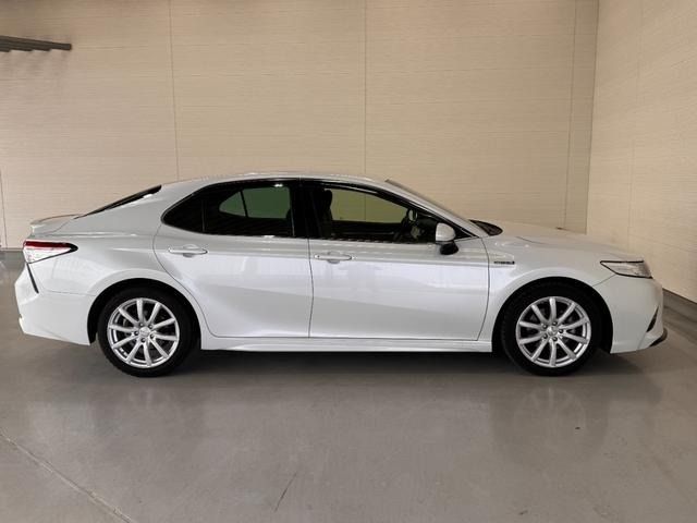 TOYOTA CAMRY HYBRID 2019 Image 31