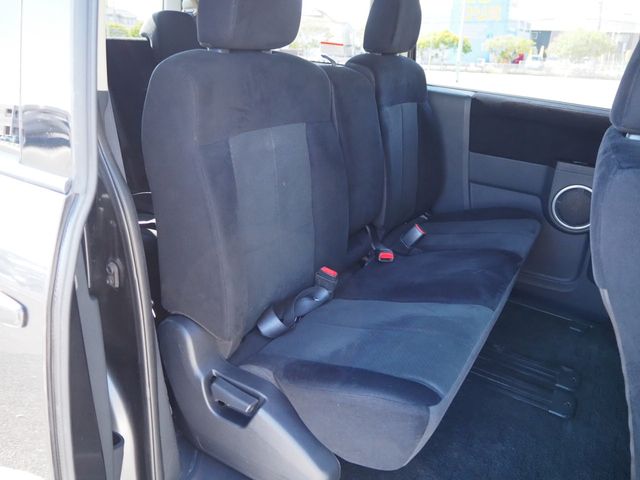 MITSUBISHI DELICA D:5 2WD 2011 Image 31