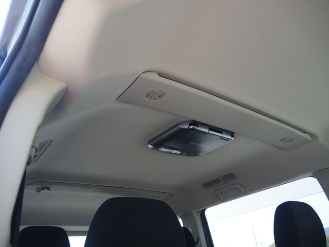 MITSUBISHI DELICA D:5 2WD 2011 Image 31