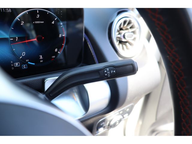 MERCEDES BENZ GLB 2021 Image 31