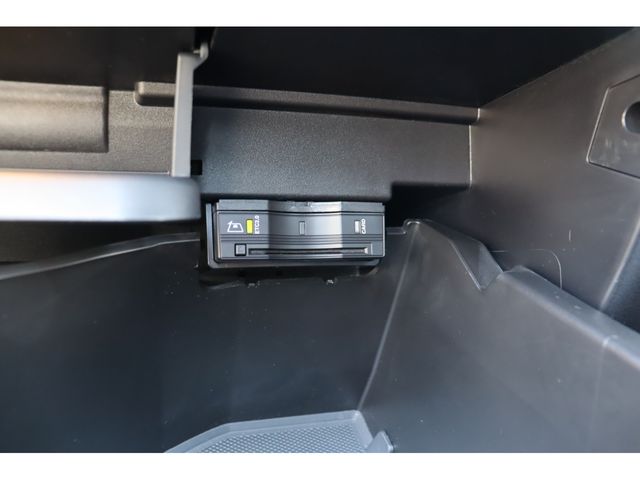 MERCEDES BENZ GLB 2021 Image 31