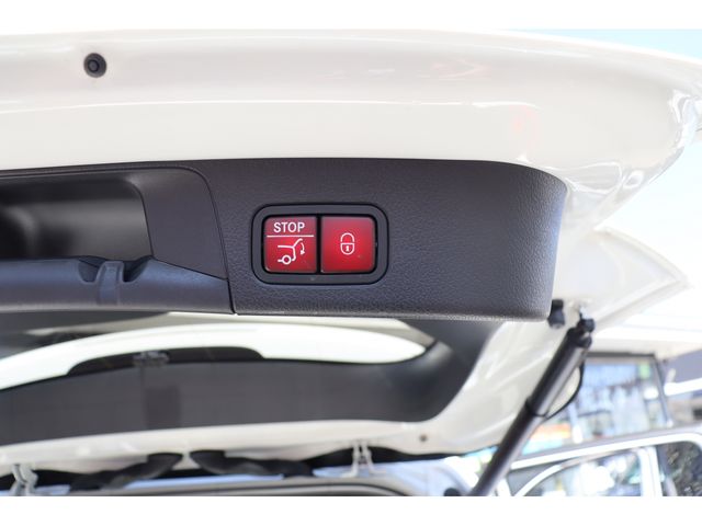 MERCEDES BENZ GLB 2021 Image 31