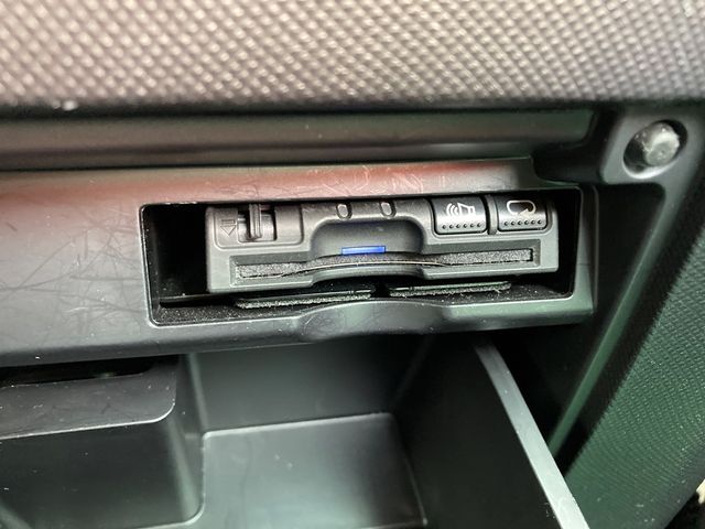 TOYOTA ESTIMA  4WD 2016 Image 31