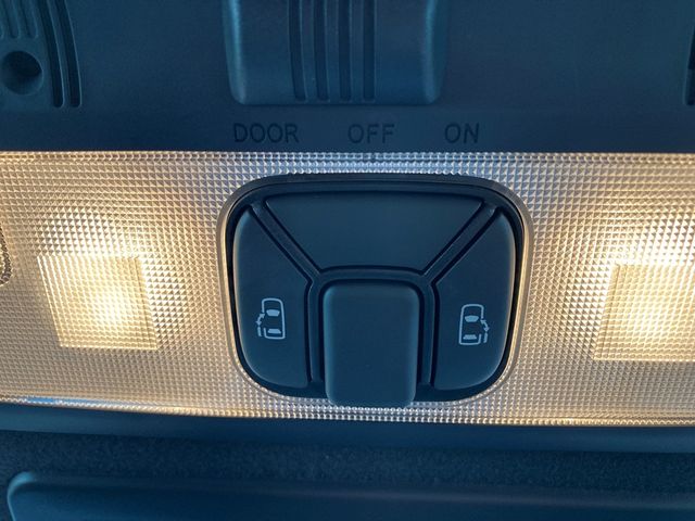 TOYOTA ESTIMA  4WD 2016 Image 31