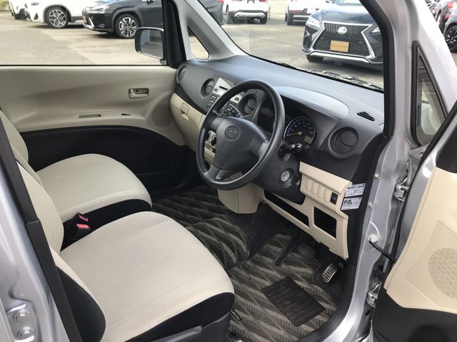 SUBARU LUCRA 4WD 2011 Image 31