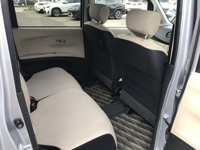 SUBARU LUCRA 4WD 2011 Image 31