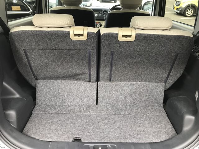 SUBARU LUCRA 4WD 2011 Image 31