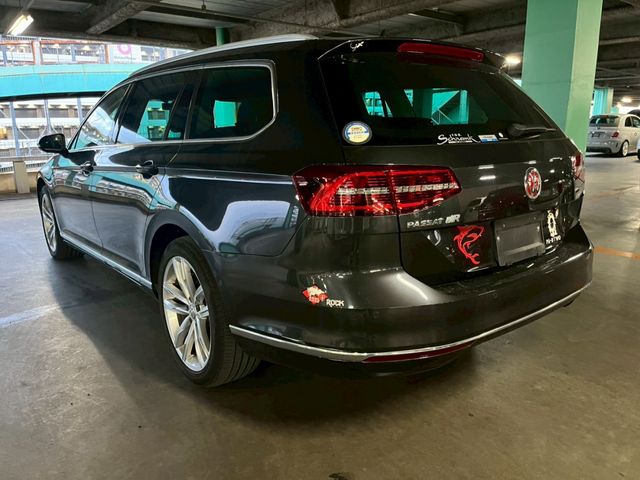 VOLKSWAGEN PASSAT VA 2017 Image 31
