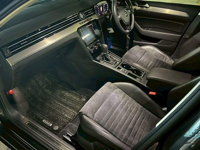 VOLKSWAGEN PASSAT VA 2017 Image 31