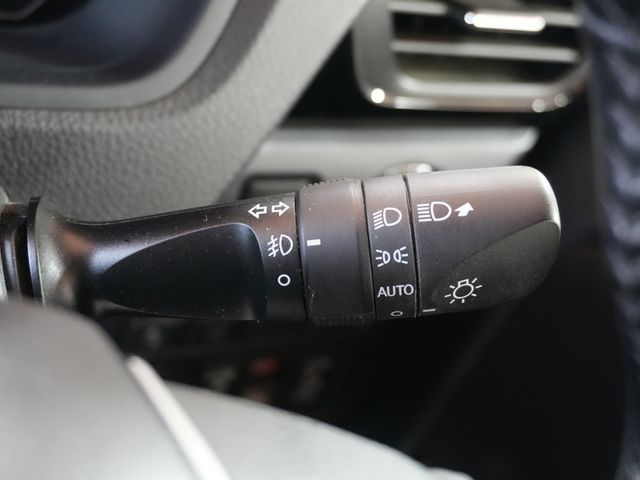 TOYOTA VOXY 2020 Image 31