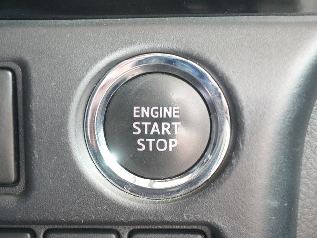 TOYOTA VOXY 2020 Image 31