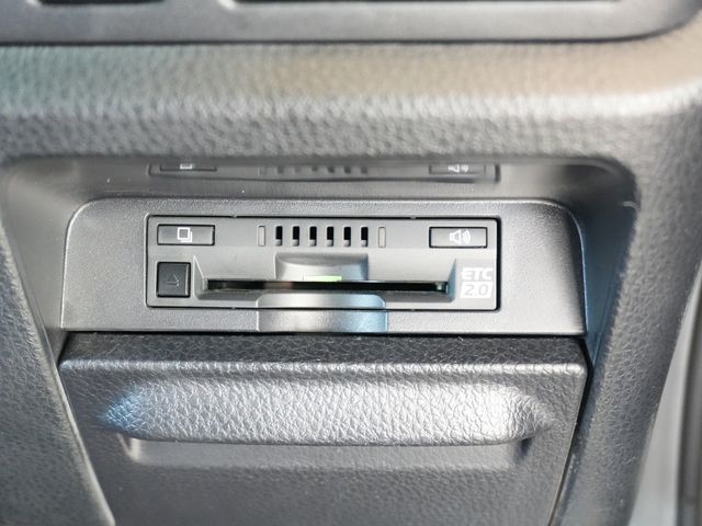 TOYOTA VOXY 2020 Image 31