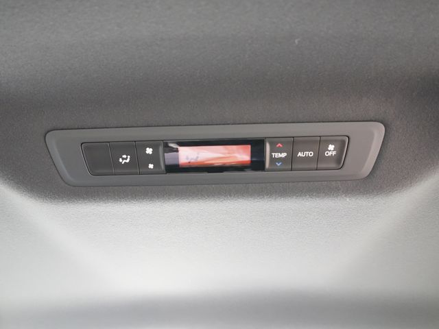 TOYOTA VOXY 2020 Image 31