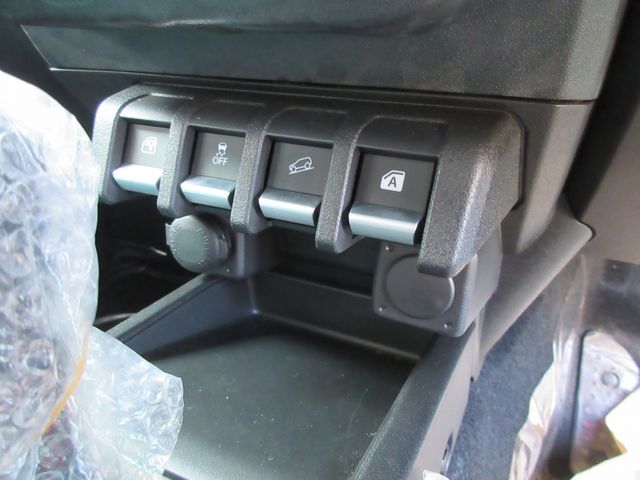 SUZUKI JIMNY NOMADE 2026 Image 31