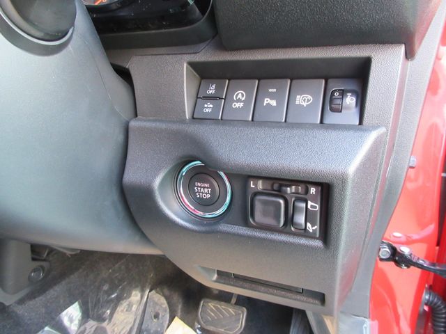 SUZUKI JIMNY NOMADE 2026 Image 31