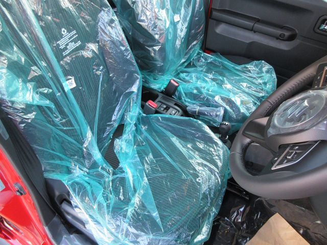 SUZUKI JIMNY NOMADE 2026 Image 31