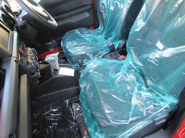 SUZUKI JIMNY NOMADE 2026 Image 31