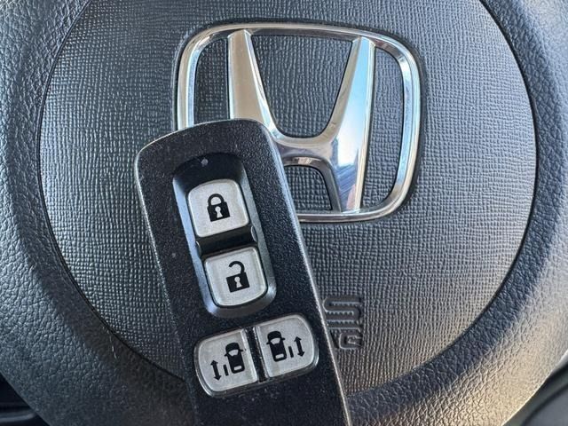 HONDA N BOX CUSTOM 2016 Image 31