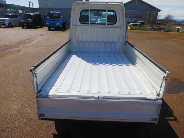 DAIHATSU HIJET TRUCK 4WD 1998 Image 31