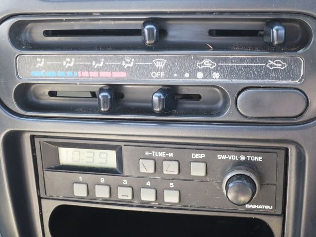 DAIHATSU HIJET TRUCK 4WD 1998 Image 31