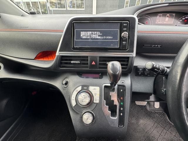 TOYOTA SIENTA HYBRID 2018 Image 31